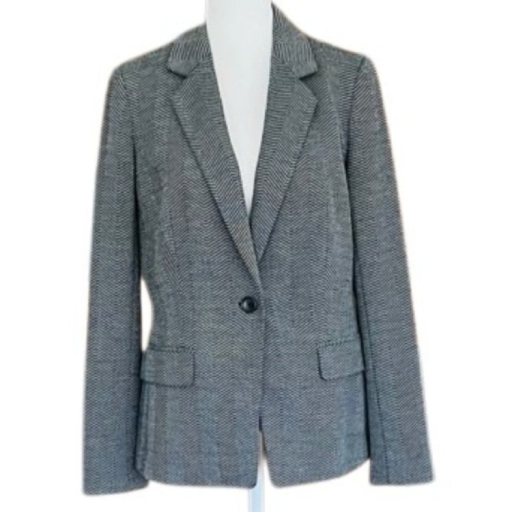 DKNY herringbone lined one button blazer size 6.